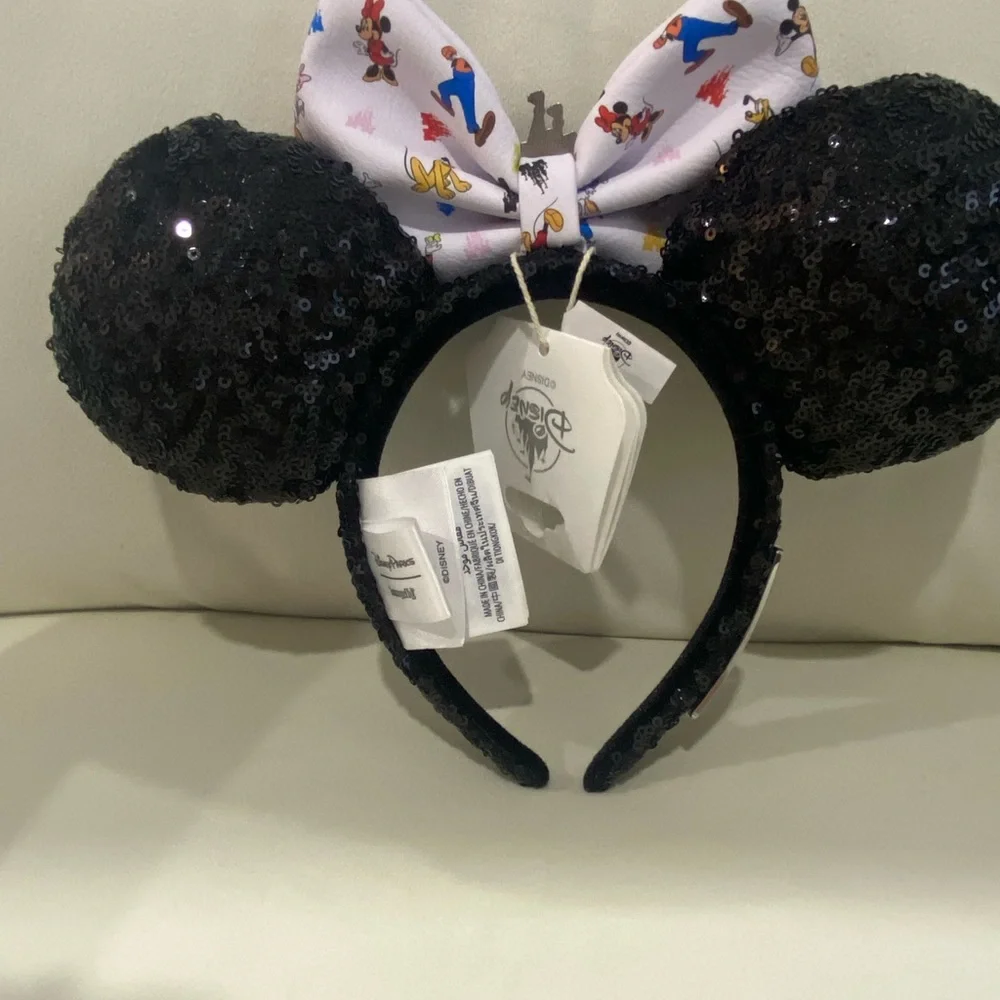 Loungefly Black Sequin Minnie Mouse & Friends Ears with White Bow - Picture 2 of 5